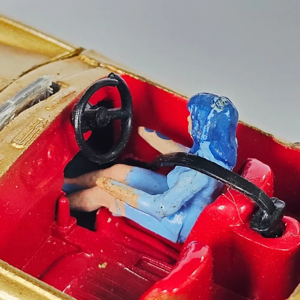 Vintage Corgi Toys Triumph Spitfire Gold Diecast Car 1:43 Scale Rare Collectible
